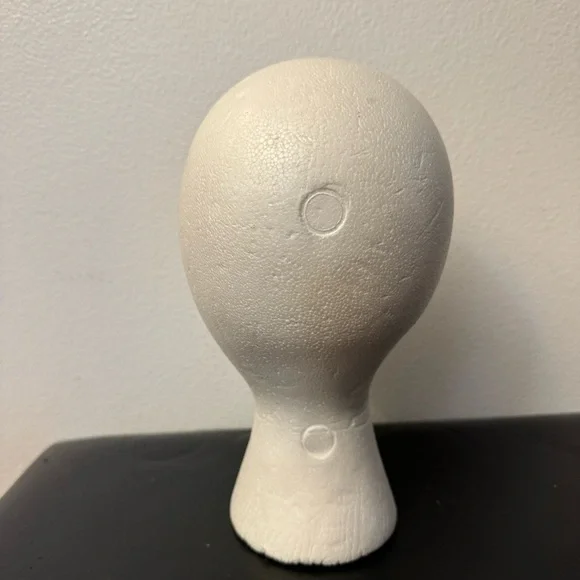 styrofoam feminine MANNEQUIN display HEAD for WIGS and HATS - Picture 4 of 5